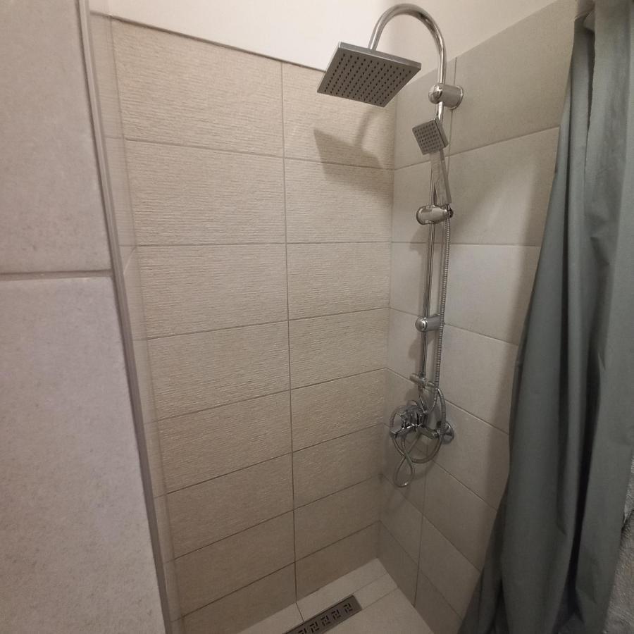 Belvarosi Apartman Vasarosnameny Bagian luar foto